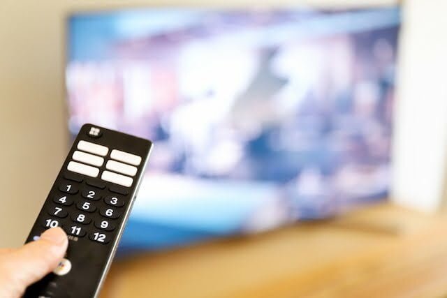 テレビPR露出のための取材依頼術 3つのコツ テレビとリモコン